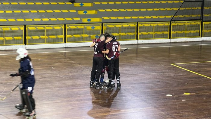 hockey pista roller salerno pari ed emozioni contro sarzana