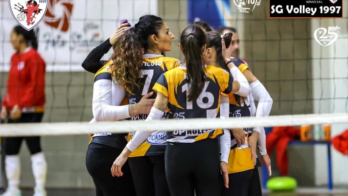 continua il momento magico della intec service sg volley