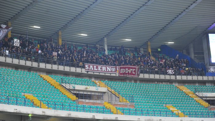 verona salernitana 1 0 ngonge affonda i granata e riapre la corsa salvezza