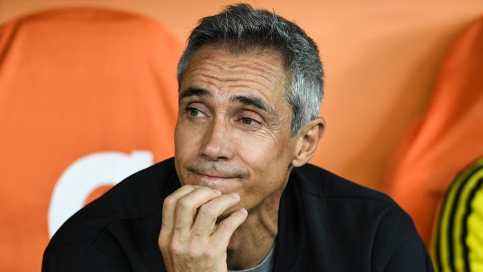 salernitana svolta per la panchina paulo sousa vicino alla firma