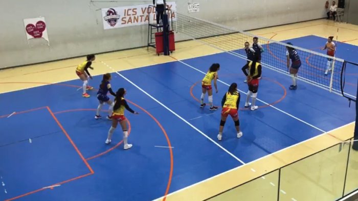 accademia volley niente da fare con il santa lucia