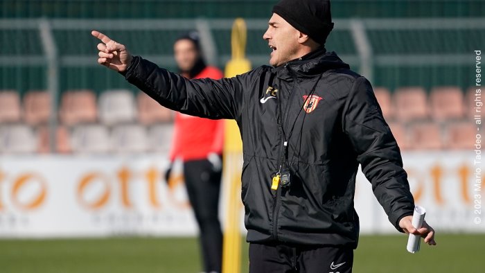 benevento un difensore pronto al rientro con il venezia