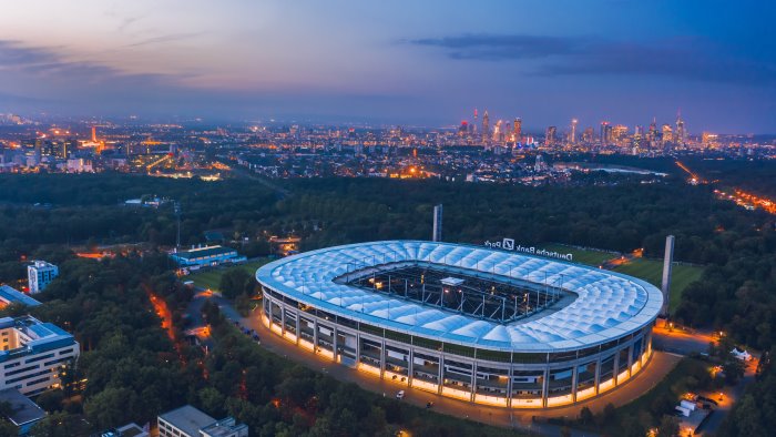 eintracht napoli allarme tifosi senza biglietto ecco dove vederla in tv