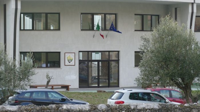 cilento un tavolo sul fenomeno dello spopolamento a vallo della lucania