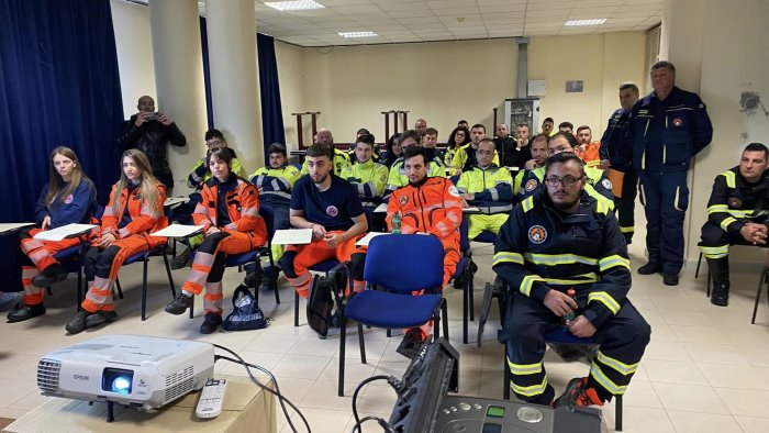 lotta attiva agli incendi boschivi partita la formazione ad avellino