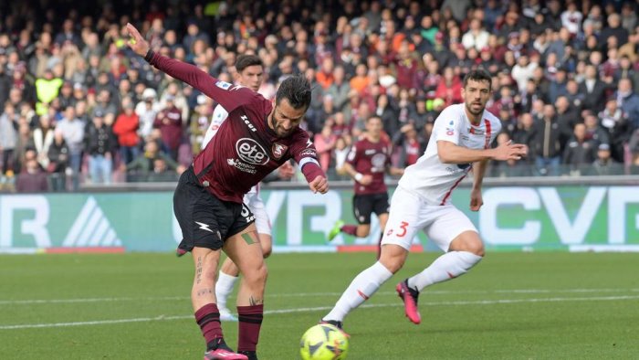 salernitana monza 3 0 le pagelle dei granata tutti promossi candreva al top