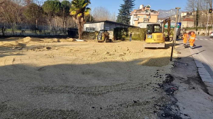 avellino nuovo parcheggio in citta 20 posti auto in via tedesco