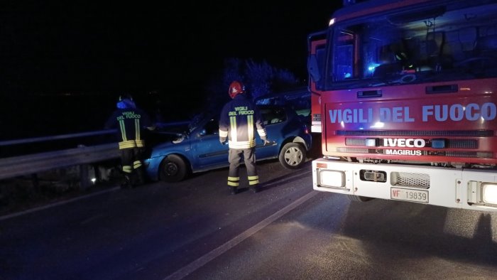 frontale sulla via del mare in cilento il bilancio e di tre feriti