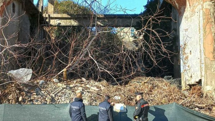 napoli portici la storica stazione bayard diventa parcheggio c e il sequestro