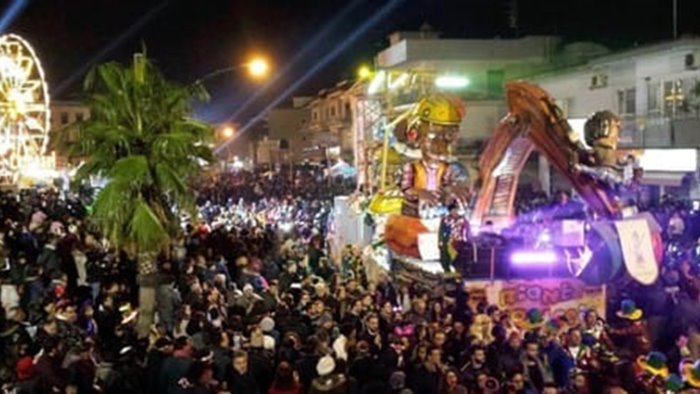 carnevale di saviano dieci giorni di musica balli sfilate e gastronomia