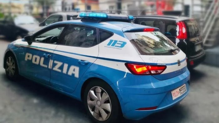 quartieri spagnoli minaccia la madre e i poliziotti intervenuti arrestato