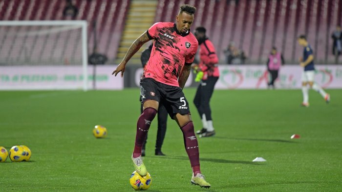 salernitana dubbio boateng per l inter si studia il minutaggio del tedesco