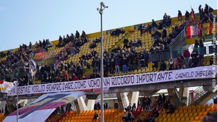 benevento in campo nel giorno del ricordo di carmelo