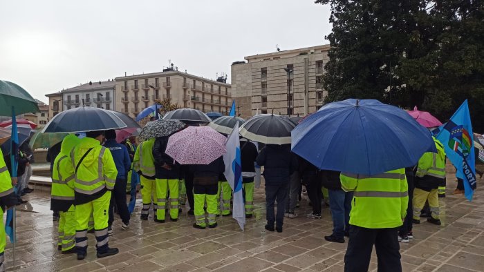 ato rifiuti assemblea straordinaria ad avellino dei lavoratori irpiniambiente