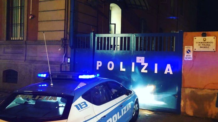 agnano sorpresi dalla polizia con la droga due arrestati