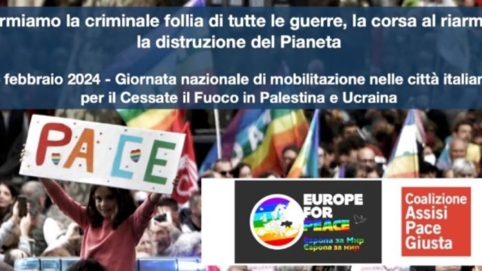 salerno scende in piazza per la pace presidio alla stazione sabato 24