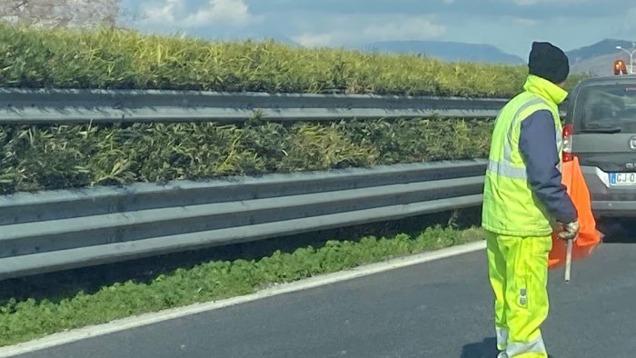 autostrada a2 lavori tra gli svincoli di baronissi e lancusi