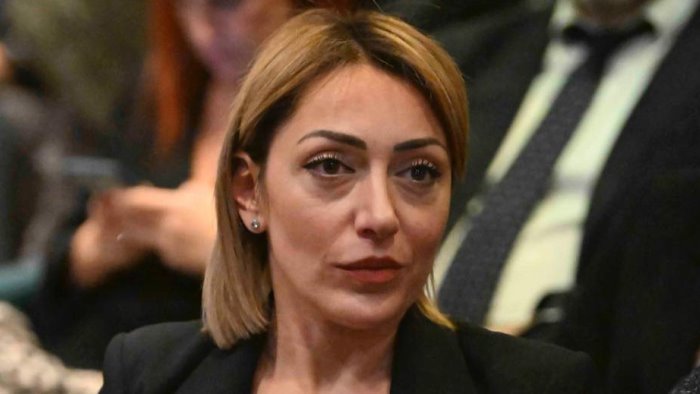 sanita fruncillo la campania paga la fallimentare politica di de luca