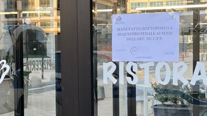 abusivismo rumori molesti e licenze illegali stretta al centro direzionale