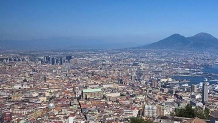 mainone napoli capitale creativa d italia e del mediterraneo