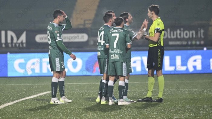 avellino ufficiali due squalifiche turno di stop da scontare a cerignola