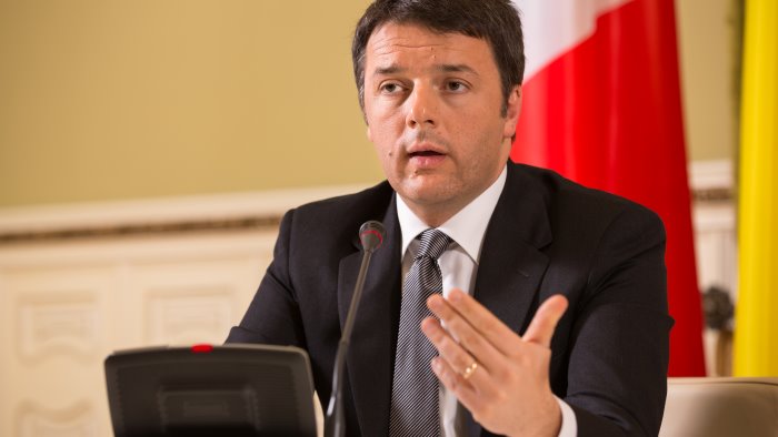 renzi mi candido in ogni circoscrizione si parte da avellino