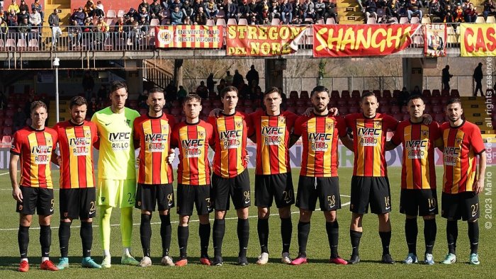 benevento lanini e starita piegano il brindisi le foto del match