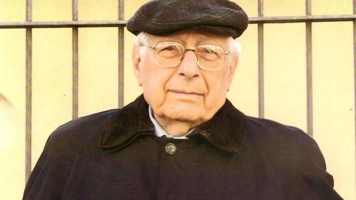 dono al comune la grande biblioteca e morto aldo ciccone