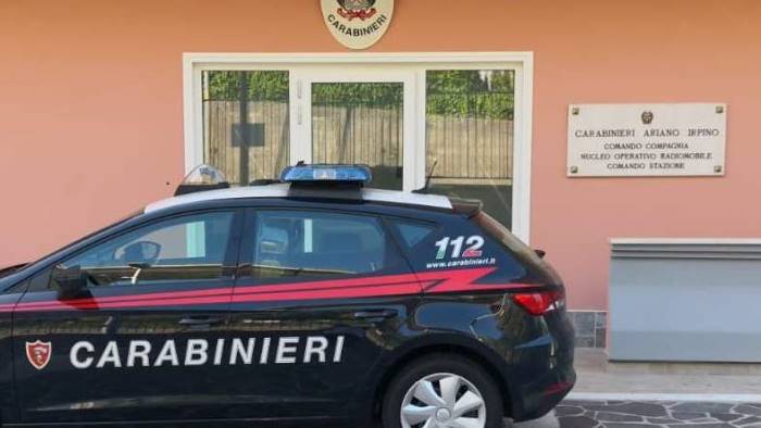 noleggia un auto ma non la restituisce denunciato