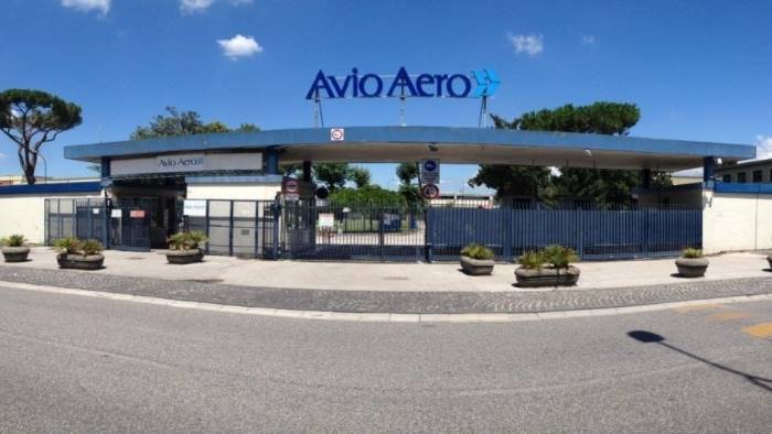 pomigliano fiom proclama lo sciopero alla avio aereo