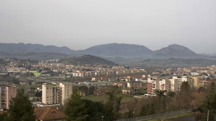 nasce a benevento il comitato popolare liberiamo l italia