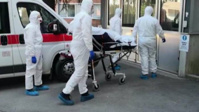 covid 19 due morti al moscati 11 vittime in 9 giorni