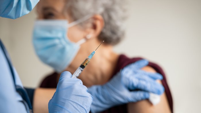 vaccini covid da fine marzo accelerazione della campagna