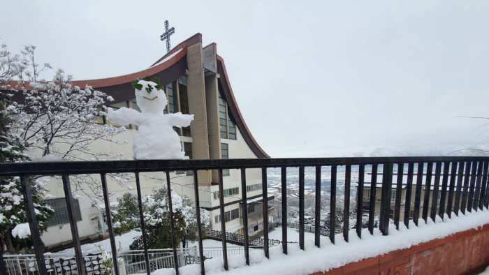 vigilia di primavera innevata in vallo di diano e tanagro