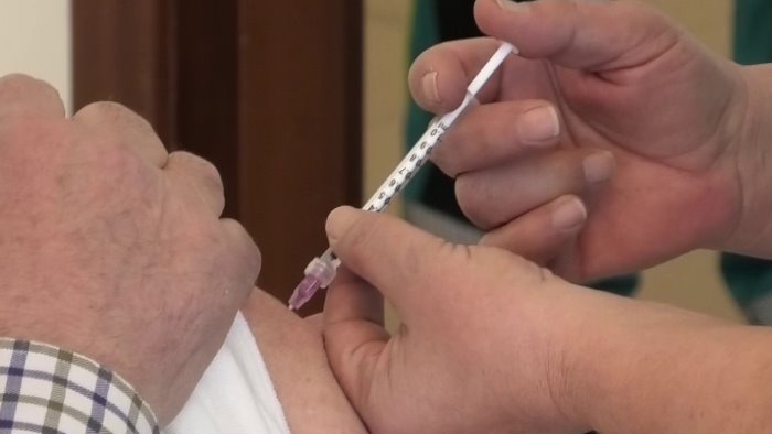 vaccini e sperimentazione campania protagonista