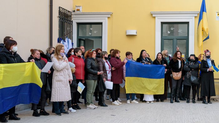 agropoli attivato uno sportello per l assistenza ai profughi ucraini