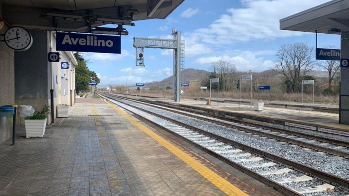 ferrovie noi di centro irpinia esclusa da elettrificazione