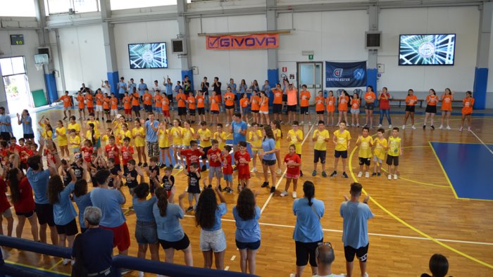 centro ester sport gratuito per i bambini ucraini