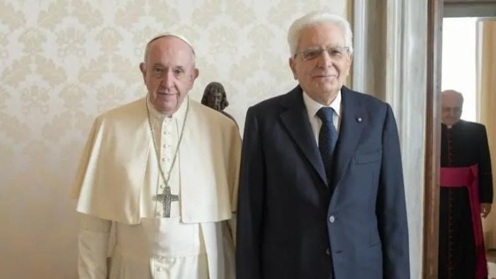 ucraina mattarella il papa riferimento per la pace