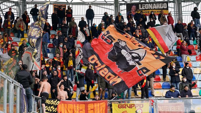 benevento sconfitto allo stirpe ecco le foto dell incontro