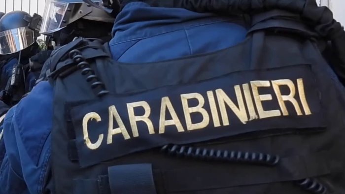 non esistono mediazioni con mafiosi e camorristi vanno solo abbattuti