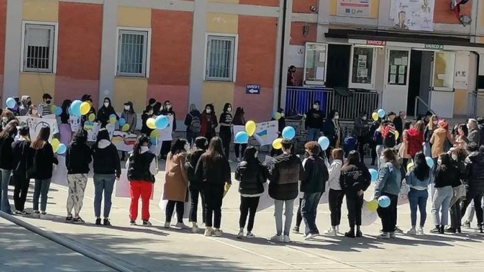 l istituto ruggero ii accoglie gli studenti provenienti dall ucraina