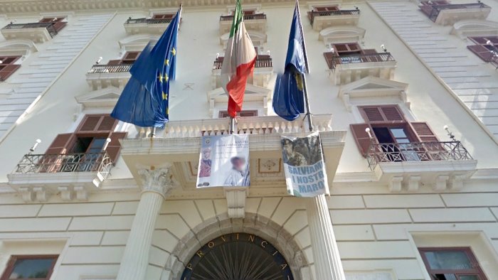 appropriazione indebita alla provincia di salerno sequestro da oltre 6 milioni