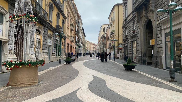 lampioni storici di corso garibaldi stravolti dal restyilng