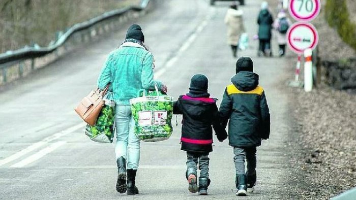 ucraina in fuga dalla guerra svetlana e olga partoriranno ad avellino