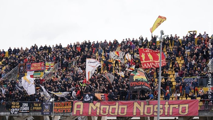 serie b tutte le foto di benevento como