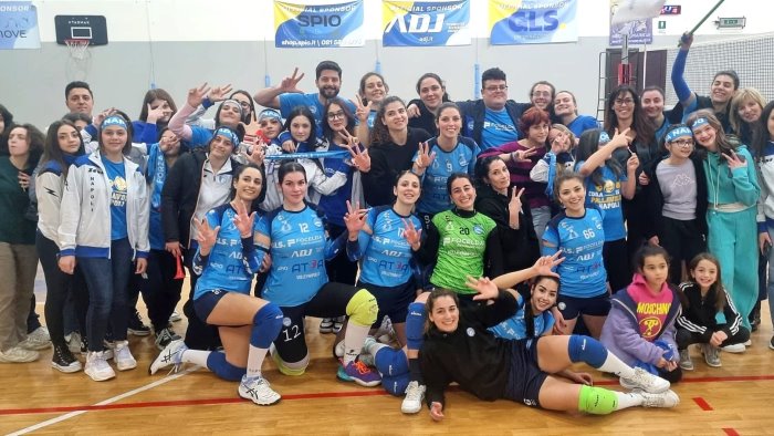 volley napoli 3 0 contro partenope e secondo posto in campionato blindato