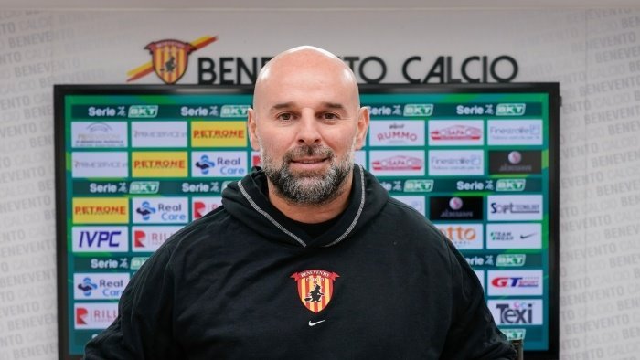 benevento stellone annuncia l undici titolare e sottolinea pronti per terni