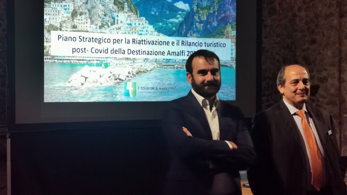 amalfi il comune ricerca 2 esperti nel settore marketing e comunicazione social