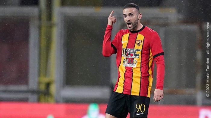 serie c rivivi la diretta di benevento messina 1 1 pari amaro per la strega